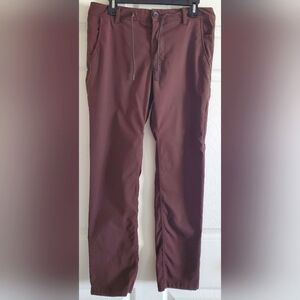 686 Everywhere  Men's Slim Fit Pants. UV40 / RFID protection. Size 30W X 30L